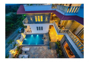 RedhomeX Casa Royale 5BHK